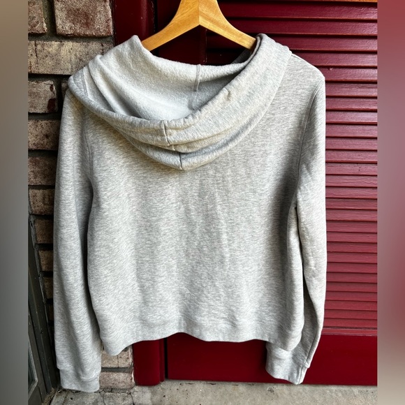 Aeropostale women’s large Light Gray Hoodie - Picture 5 of 8